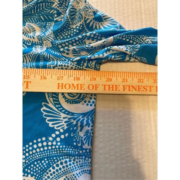 Chicos Easywear Tunic Top Blue White Floral size‎ 1 or M 3/4 Sleeves Stretch A31 - Picture 3 of 7